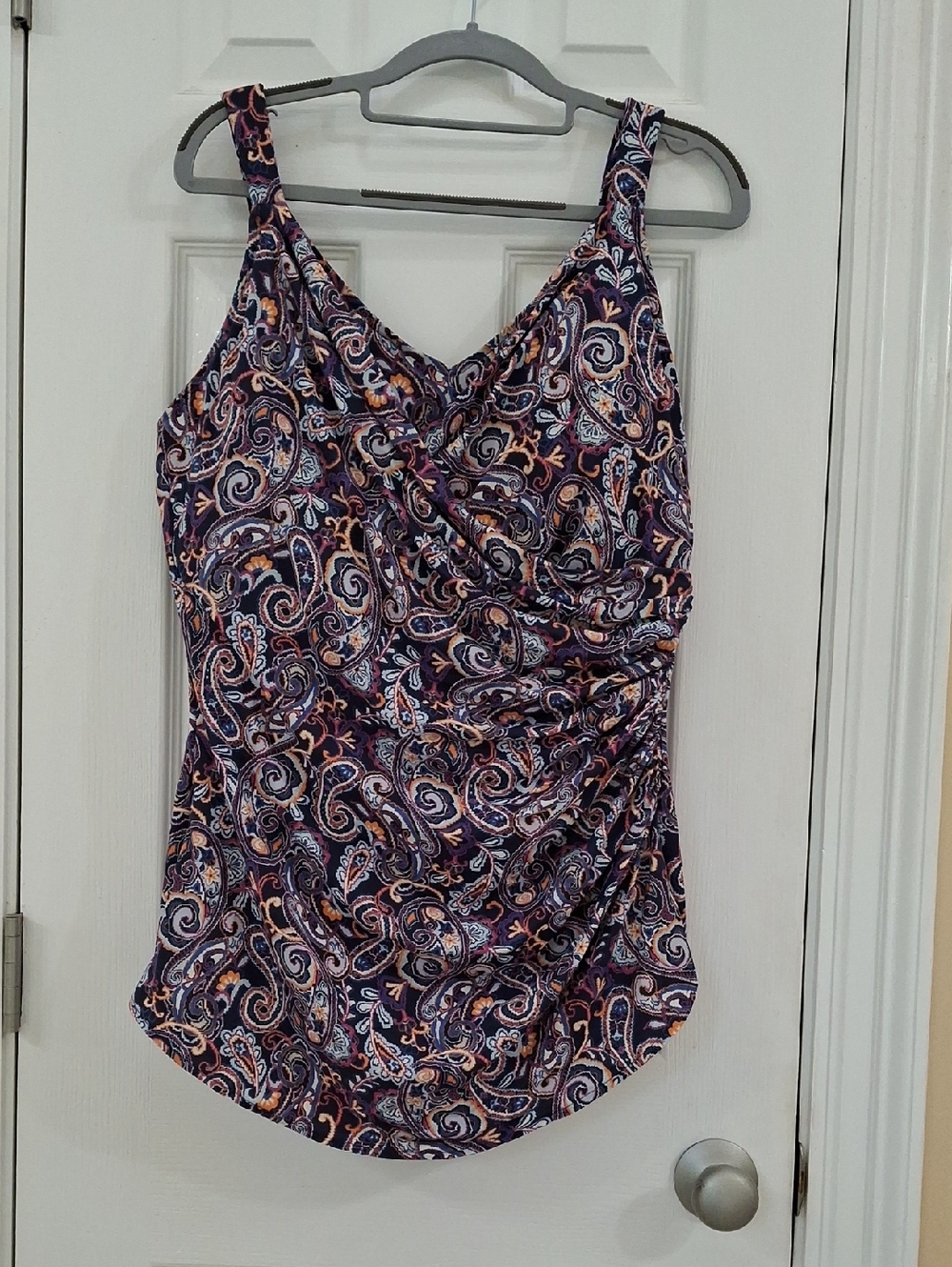 Lands' End 16 DDD-Cup SlenderSuit One Piece. Paisley with draped/shirred front.